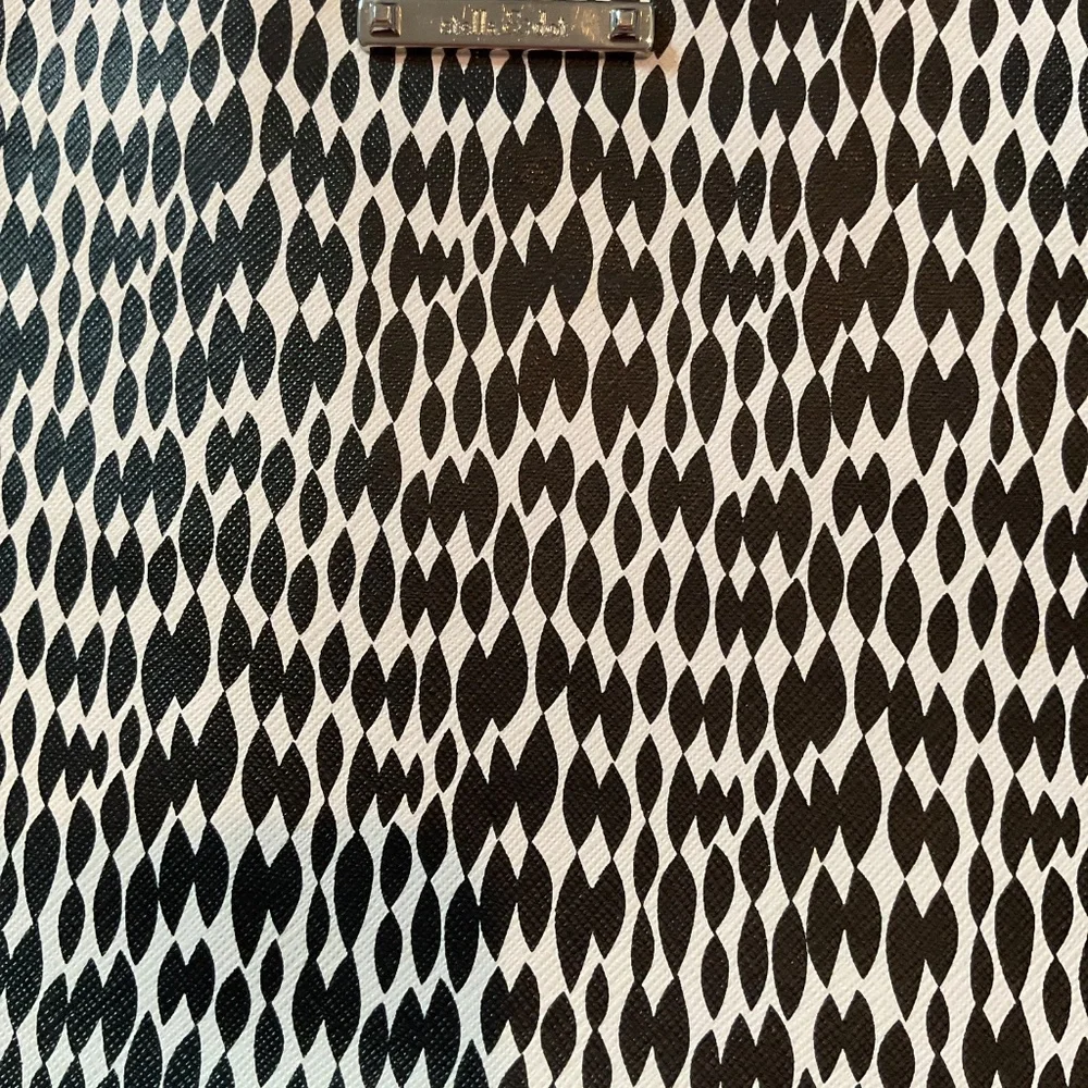 Stella & Dot Laptop Cover Black an White print with blue interior
